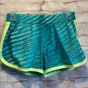 Under Armour running short lined elastic waistband